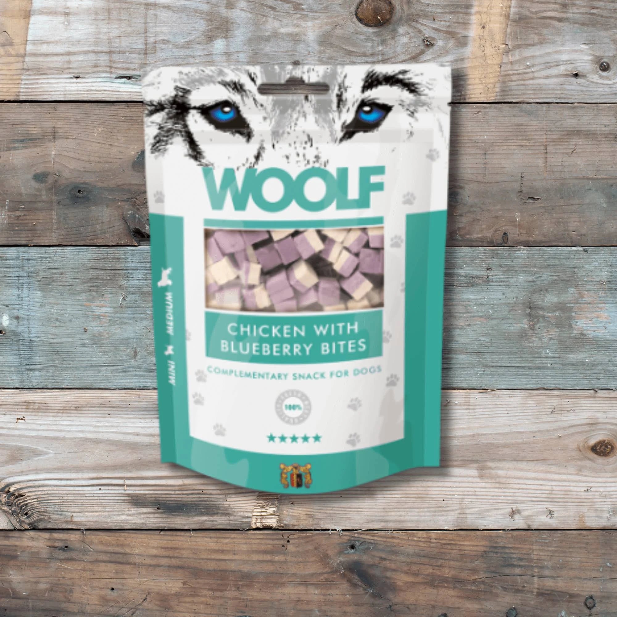 Woolf Chicken with Blueberry Bites 100g
