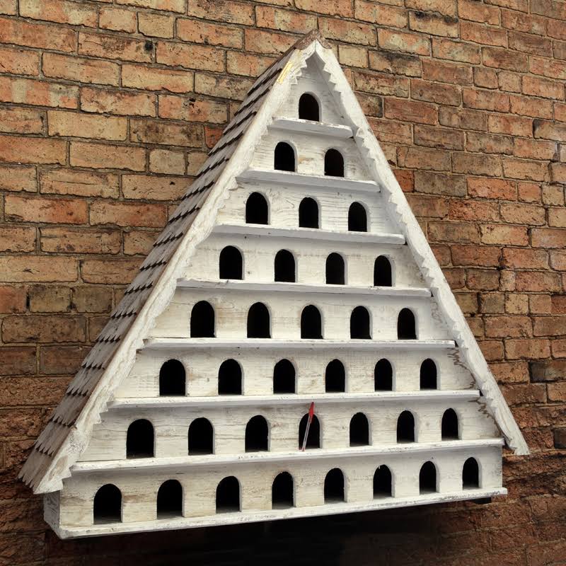 Eight Tier Birdhouse (Medium Hole)