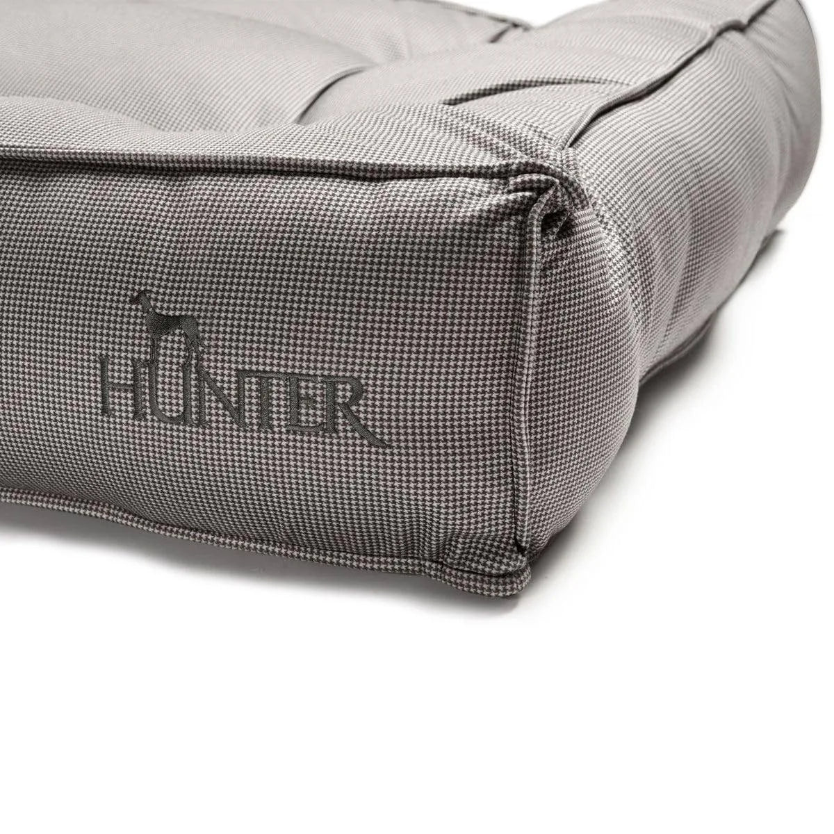 Hunter Lancaster Dog Bed