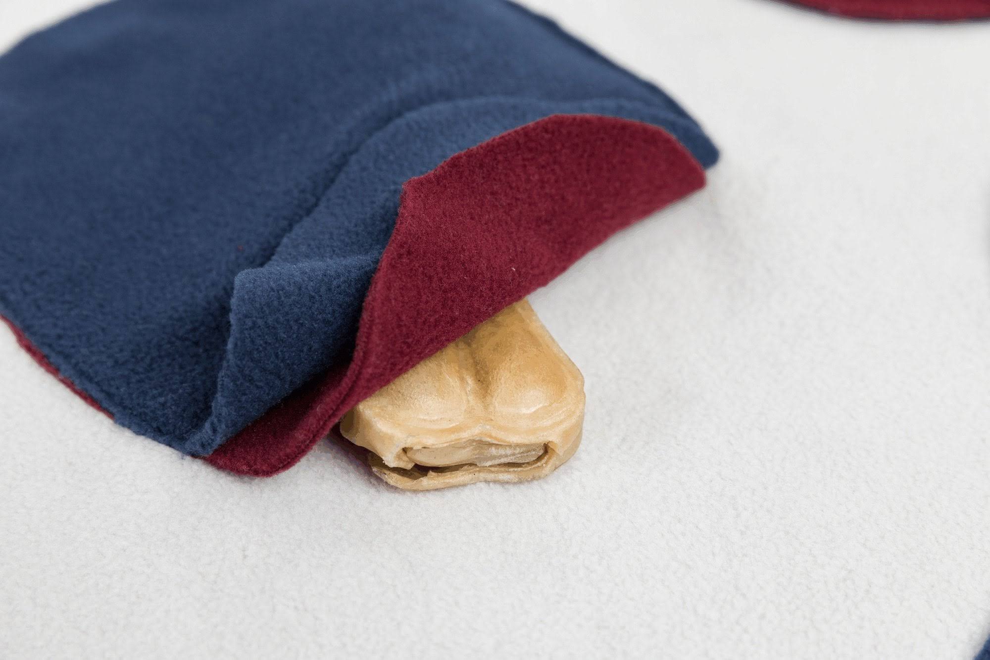 Trixie Dog Activity Sniffing Blanket - 70 x 70cm