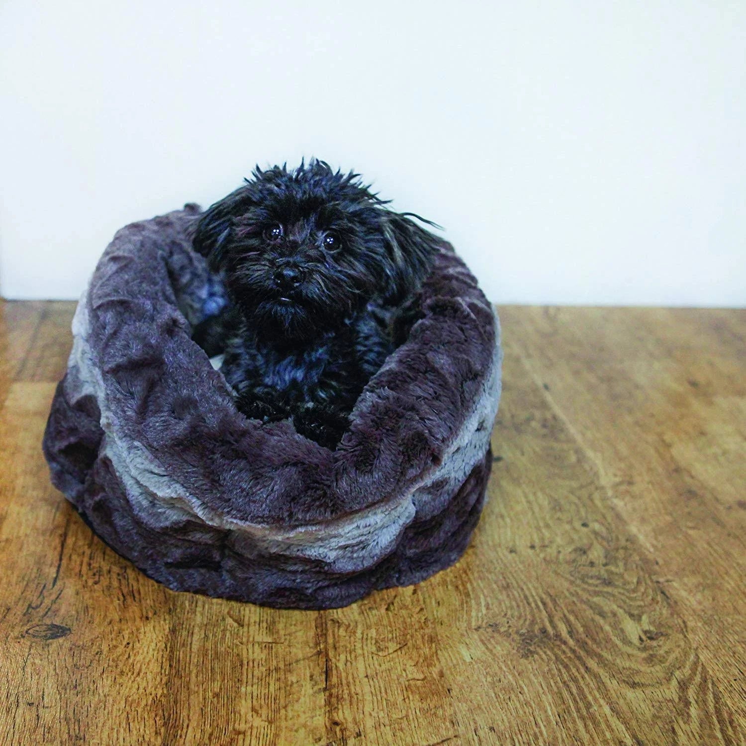 Rosewood Grey/Cream Snuggle Plush Bed